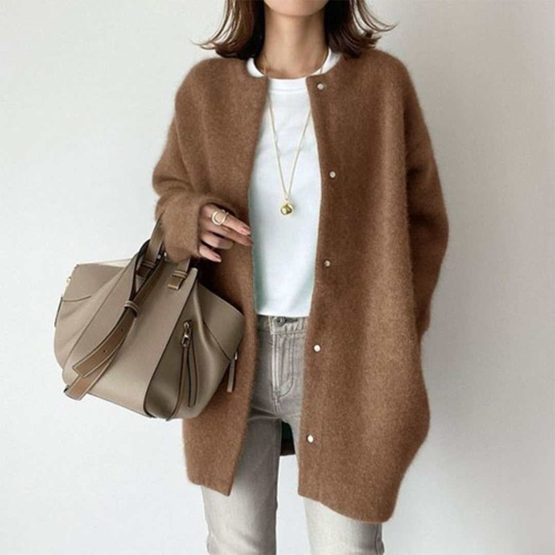 EMILY | Raffinierte Strickjacke