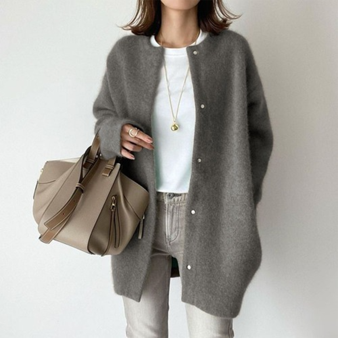 EMILY | Raffinierte Strickjacke