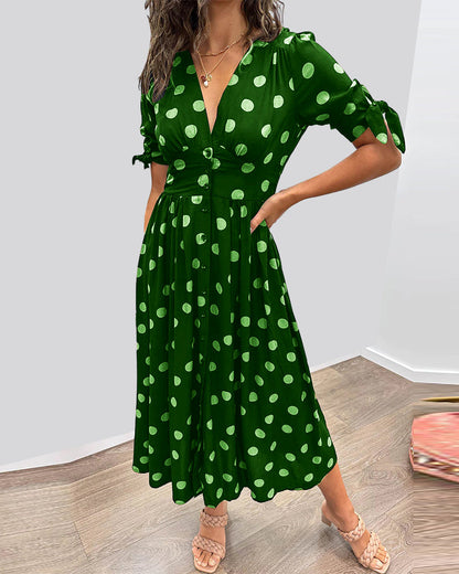 Lora™ - Kleid mit V-Ausschnitt und Polka Dots