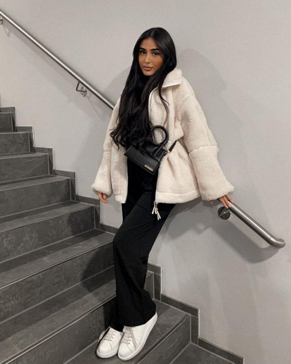 EVI | Warme & Stilvolle Damenjacke